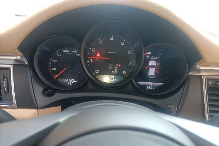 Used Porsche Macan 2014 Macan 2.0T Instrument Cluster