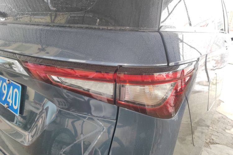 Used Wuling Jiachen 2022 1.5T CVT Smart Luxury Version
