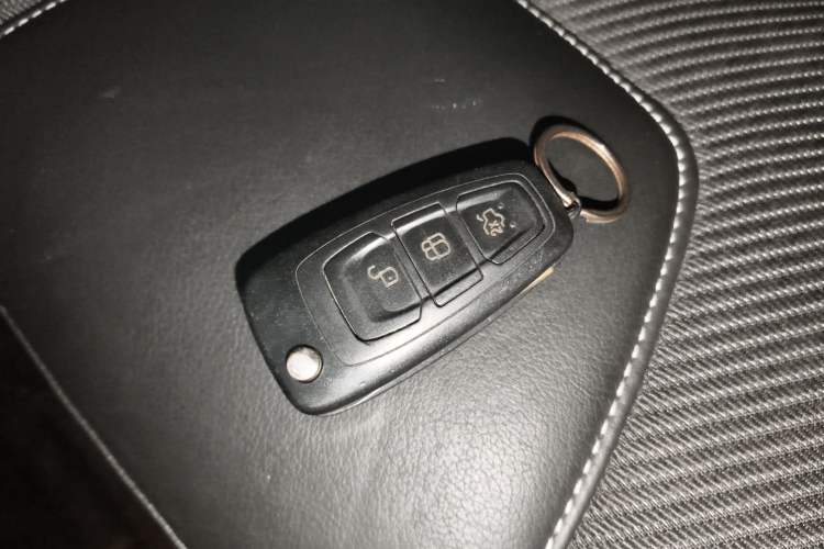 Used Ford Kuga 2015 1.5L GTDi Two-Wheel Drive Fashion Edition