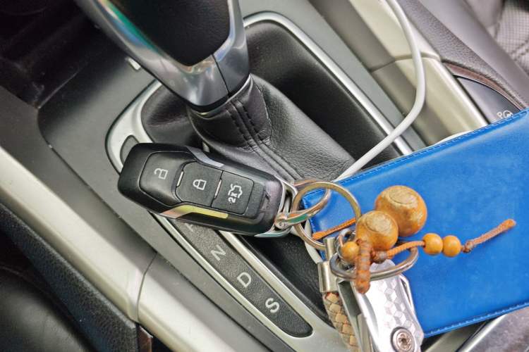 Used Ford Mondeo 2013 2.0L GTDi240 Flagship Edition
