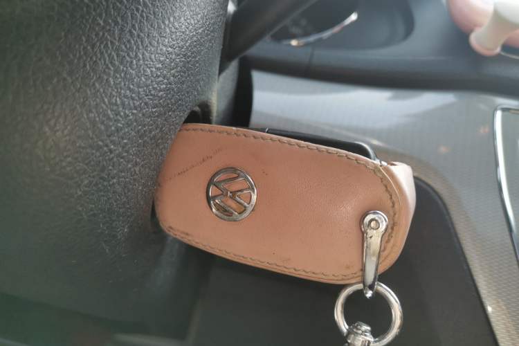 Used Volkswagen Lavida 2015 1.6L Automatic Comfort Edition
