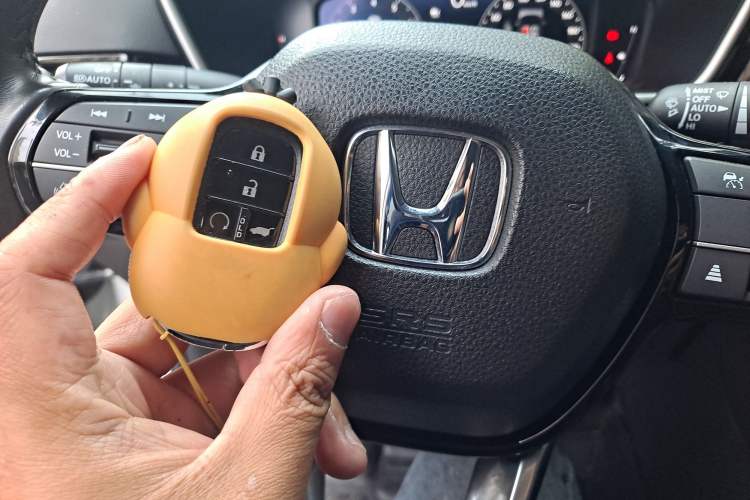 Used Honda CR-V 2023 240TURBO Two-Wheel Drive Deluxe Edition 7 Seats
