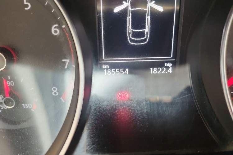 Used Volkswagen Magotan 2018 380TSI DSG Luxury Model Odometer Close Up