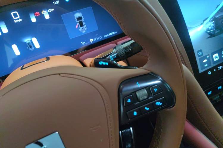 Used Yangwang U8 2023 Luxury Edition Gear Lever