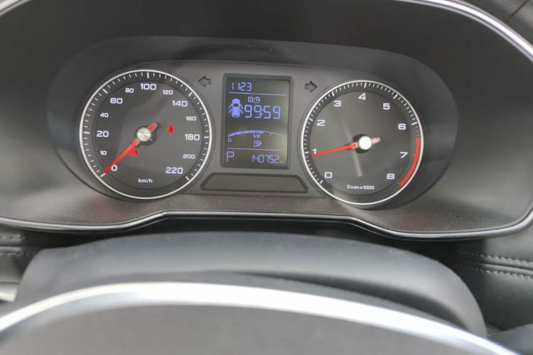 Used Roewe RX3 2018 1.6L CVT Internet Smart Edition
