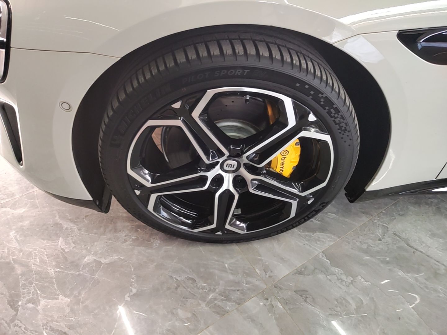 Xiaomi Auto SU7 2024 Rear-Drive Ultra-Long Range Advanced Pro-Level Intelligent Driving Version — снимка 10