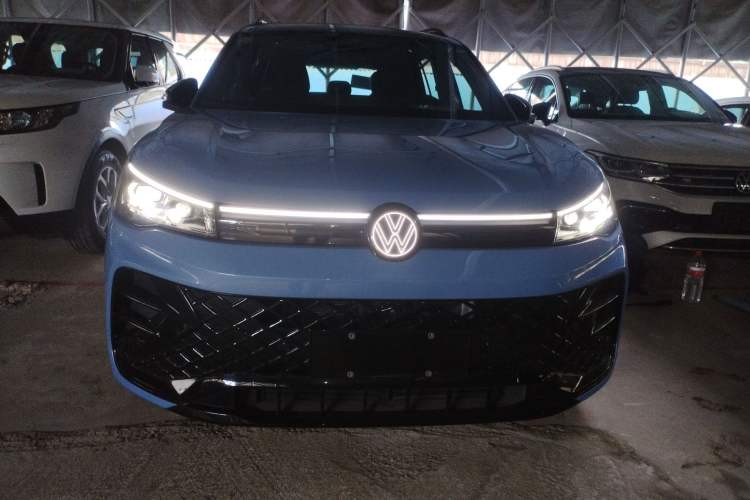 Used Volkswagen Tiguan L 2024 PRO 380TSI Four-Wheel Drive R-Line Prestige Edition