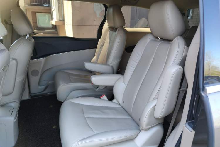 Used Buick GL8 2017 25S Prestige Version China V Standard Left Rear Seat