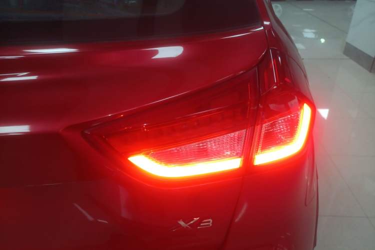 Used Geely Auto Vision X3 2017 1.5L Automatic Luxury Model
