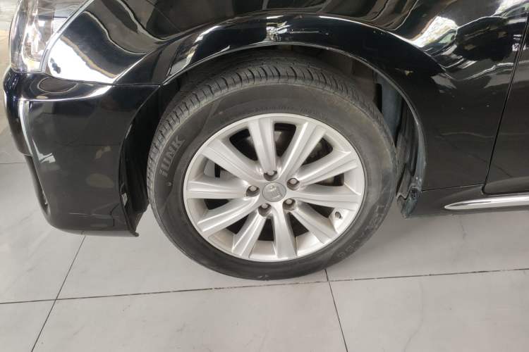 Used Toyota Crown 2012 2.5L Royal Leather Edition