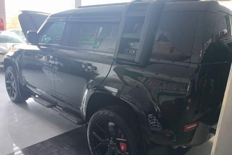 Used Land Rover Defender 2023 Facelift 110 3.0T P400 X-DYNAMIC HSE
