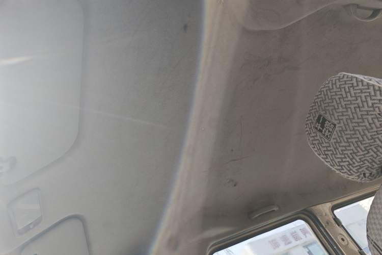 Used Wuling Rongguang V 2016 1.5L Practical Version Headliner