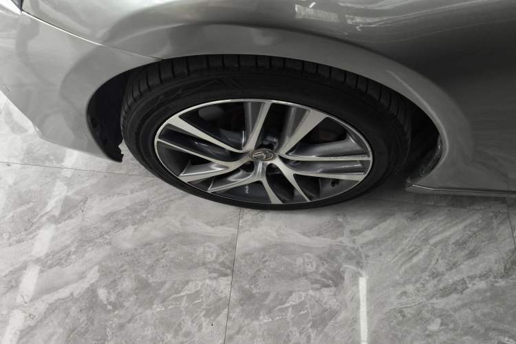 Used Lexus IS 2017 300 Leading Edition