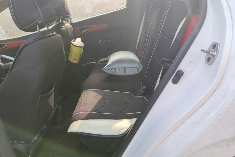 Used JAC Refine S2 2017 1.5L CVT Luxury Connect Edition
