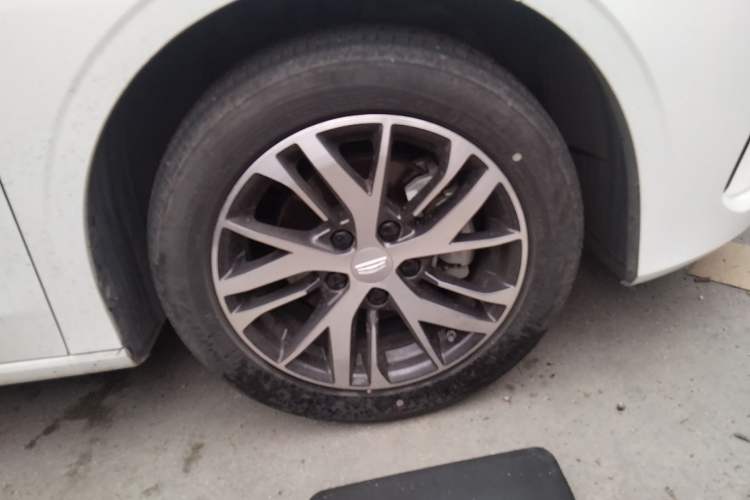 Used Geely Auto Emgrand 2025 4th Generation 1.5L CVT Longteng Edition