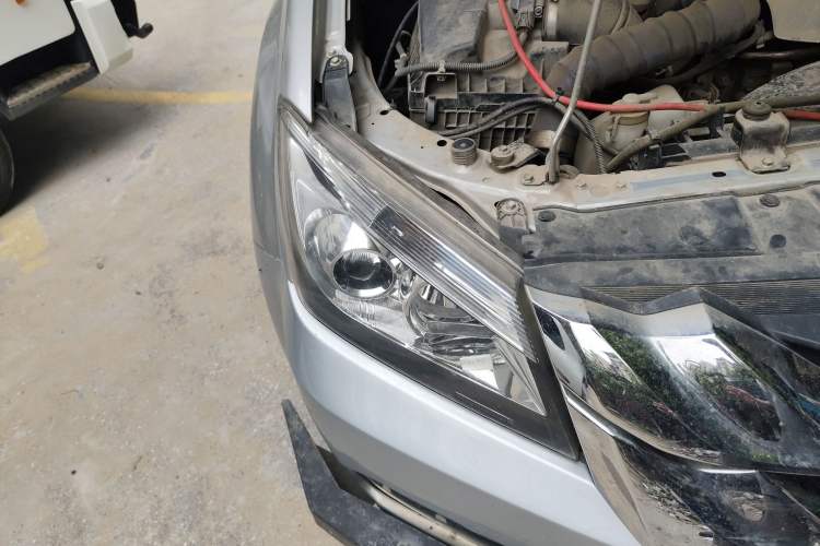 Used Isuzu mu-X 2017 3.0T Four-Wheel Drive Automatic Luxury 7-Seater China V Emission Standard
