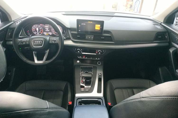 Used Audi Q5L 2020 Updated 40 TFSI Prestige Fashion Edition

