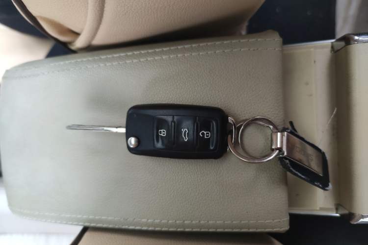 Used Skoda Rapid 2016 1.6L Automatic Chuanxing Edition Vehicle Key