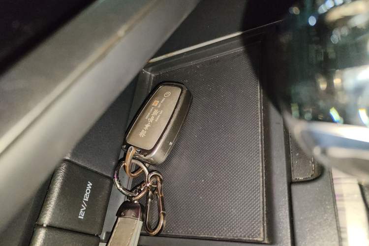 Used Toyota Camry 2019 Revised Version Dual-Engine 2.5 HG Luxury Edition