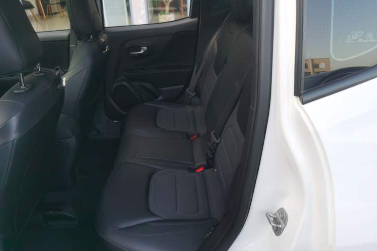 Used Jeep Renegade 2019 220T Automatic Leading Edition