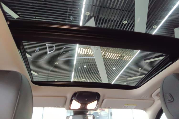 Used BMW 3 Series 2020 Restyled 325Li M Sport Package Headliner