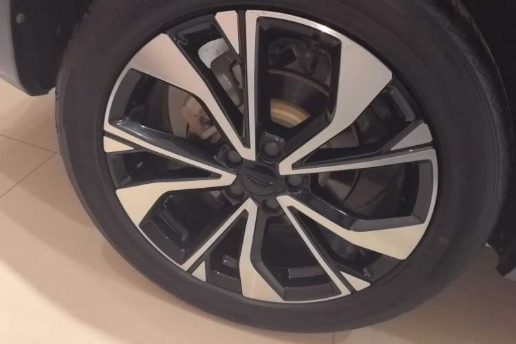 Used Geely Auto Monjaro S 2021 2.0TD Automatic Two-Wheel Drive Lightning Edition