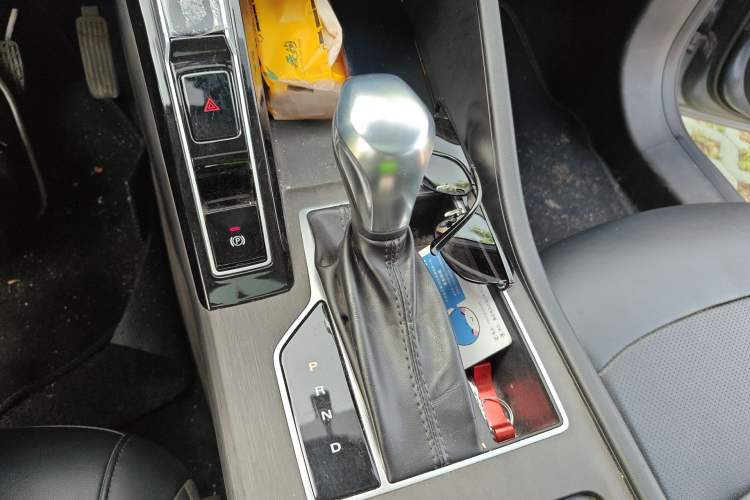 Used Roewe i5 2023 1.5L CVT Luxury Edition
