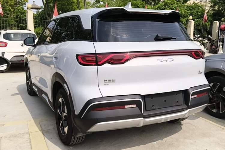 Used BYD Yuan UP 2024 401KM Leading Edition Exterior 2