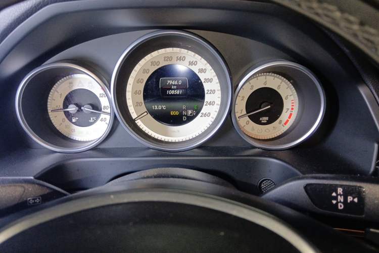 Used Mercedes-Benz E-Class 2015 Facelift E 200 L Sport Edition Odometer Close Up