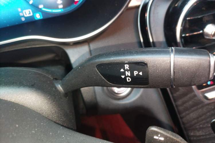 Used Mercedes-Benz C-Class 2019 Restyled C 260 L Sport Edition Gear Lever