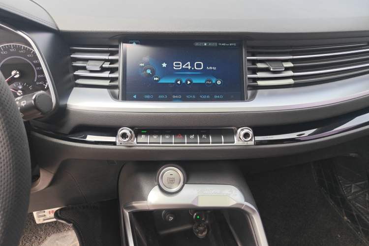 Used Haval H6 2017 Red Label 2.0T Automatic Two-Wheel Drive ZhiShang Model