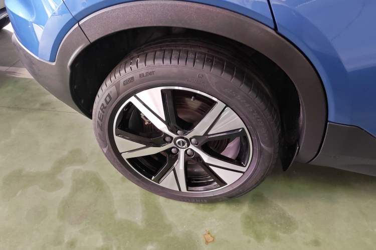 Used Volvo XC40 New Energy 2022 Four-Wheel-Drive High-Performance PRO Version