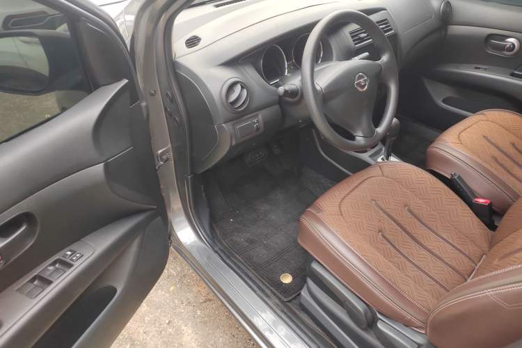 Used Nissan Livina 2015 1.6XE CVT Comfort Edition