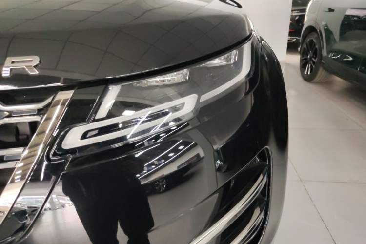 Used Land Rover Range Evoque 2023 Aurora L 249 PS Luxury Edition Left Front Headlight