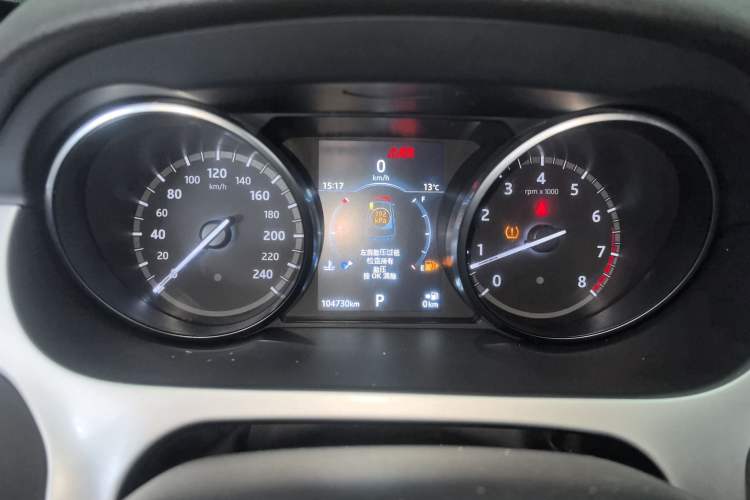 Used Land Rover Discovery Sport 2019 240 PS SE Version China VI Standard