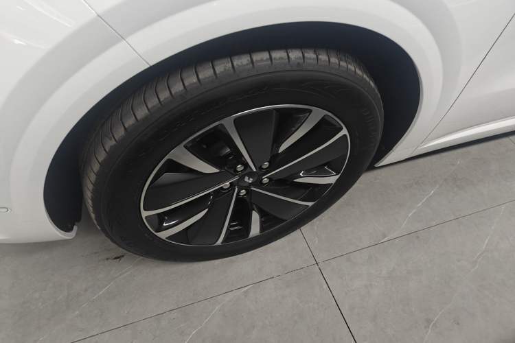 Used Li Auto L6 2025 Pro Smart Refresh Edition
