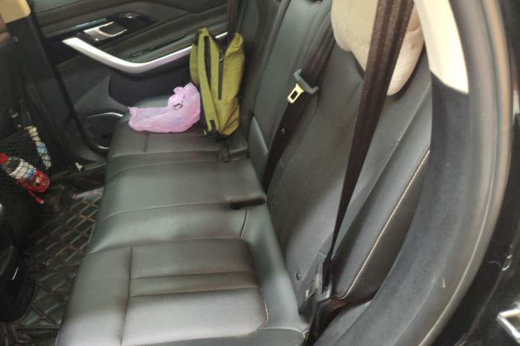 Used Zotye T500 2018 1.5T Automatic Smart Connected Prestige Model
