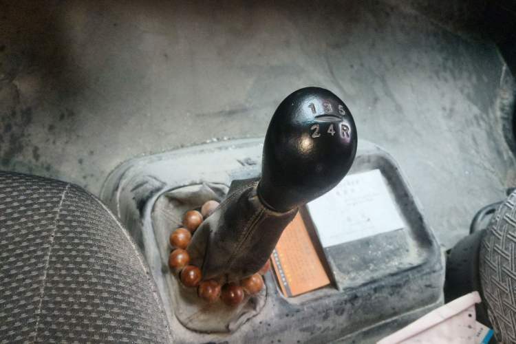 Used JAC Group Refine 2015 2.0L Shuttle Gasoline Long-Wheelbase Standard Version HFC4GA3-3D
