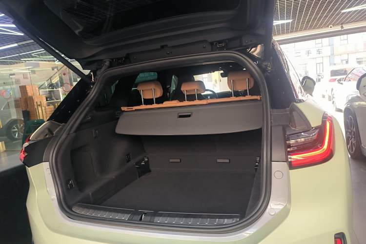 Used Nio ES6 2020 430KM Performance Version Trunk