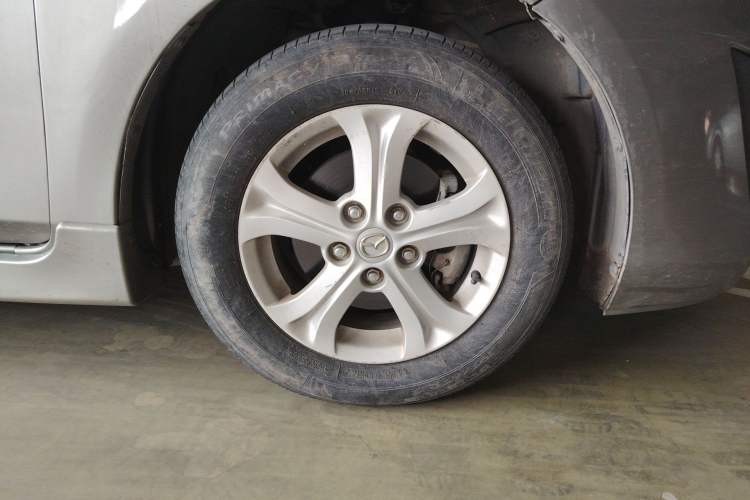 Used Mazda 3 2012 Hatchback 1.6L Automatic Elite Model Right Front Wheel Hub