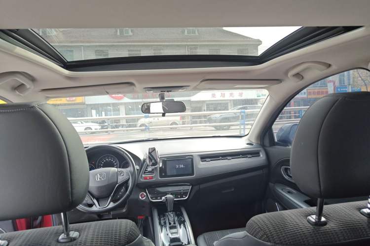 Used Honda Vezel 2015 1.8L CVT 2WD Luxury Model Headliner