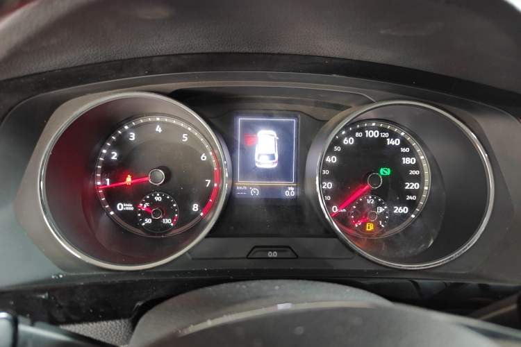 Used Volkswagen Tiguan L 2017 330TSI Automatic Two-Wheel Drive Luxury Edition
