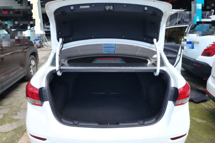 Used CHANGAN Alsvin 2019 1.5L DCT Comfort Model China VI Standard Trunk