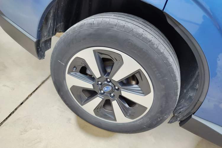 Used Subaru Forester 2016 2.5i Luxury Navigation Edition Exterior 5