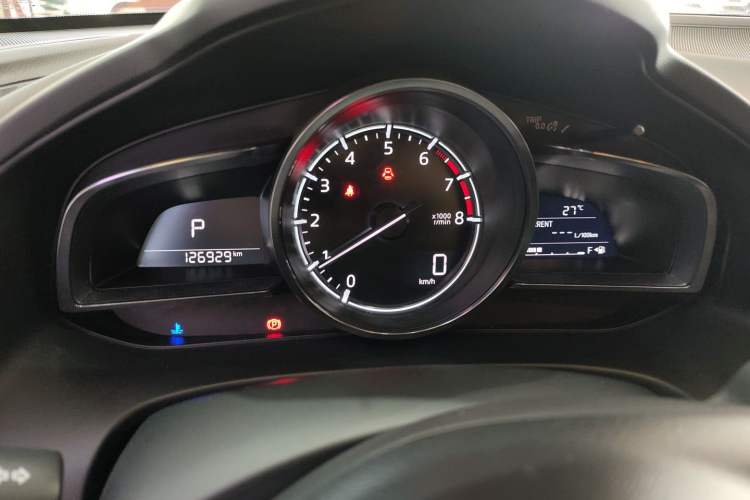 Used Mazda CX-4 2018 2.5L Automatic 4x4 Bluelight Fearless Edition China V Standard