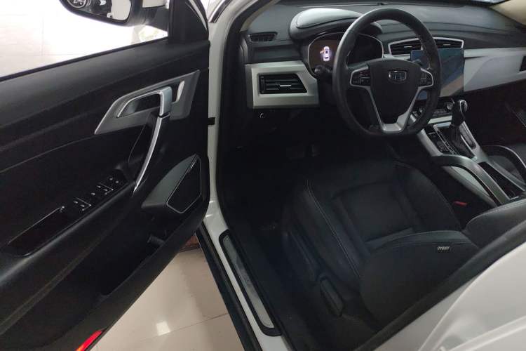 Used Geely Auto Emgrand X7 Sport 2016 1.8TD Automatic Smart Connectivity Version Driver Seat