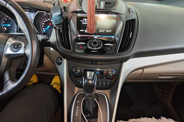 Used Ford Kuga 2013 2.0L GTDi Four-Wheel-Drive Elite Model