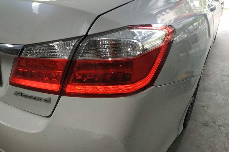 Used Honda Accord 2015 2.0L LX Comfort Edition