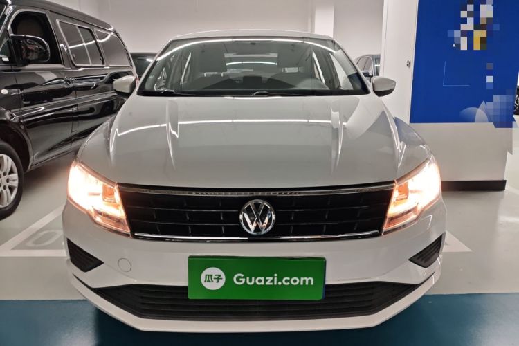 Used Volkswagen Jetta 2019 Dream Edition 1.5L Manual Fashion Version Front