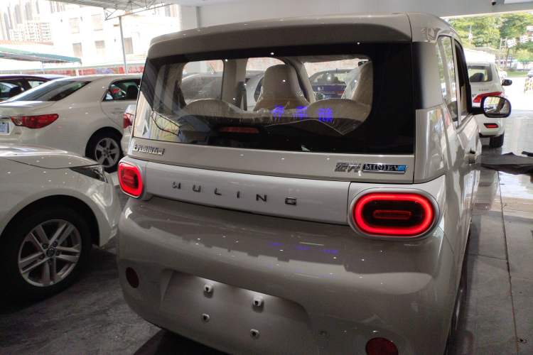 Used Wuling Hongguang MINIEV 2024 3rd Generation 215km Youth Edition